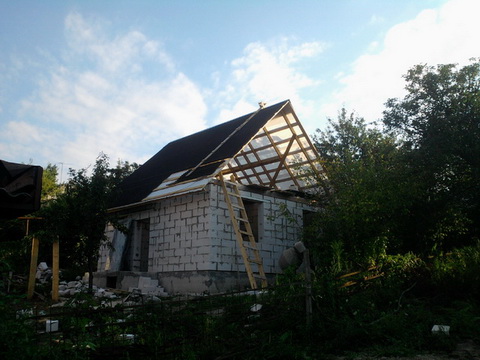 Установка крыши в доме из газобетона своими руками
