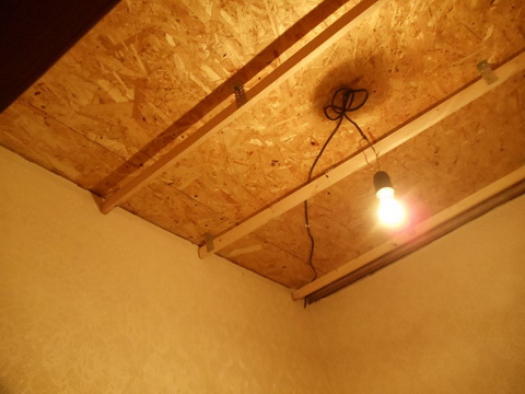 Потолок и электрическая проводка